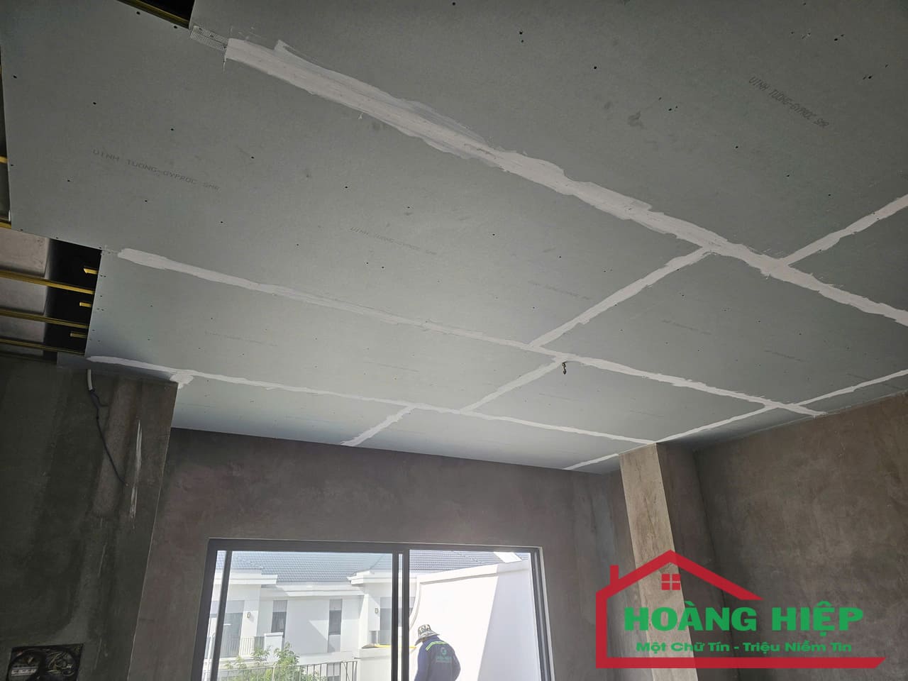 Thi Công Vách Ngăn Thạch Cao Bình Thạnh Chất Lượng, Giá Hợp Lý 2 Cần thi công vách ngăn thạch cao gọi Hoàng Hiệp ngayCần thi công vách ngăn thạch cao gọi Hoàng Hiệp ngay