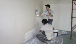 Ảnh thợ sơn sửa nhà tại quận 2 của hoàng hiệp