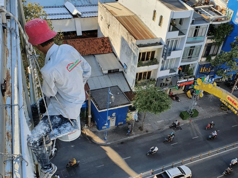 DỊCH VỤ SƠN NHÀ TRỌN GÓI 10 thợ sơn nhà hoàng hiệp